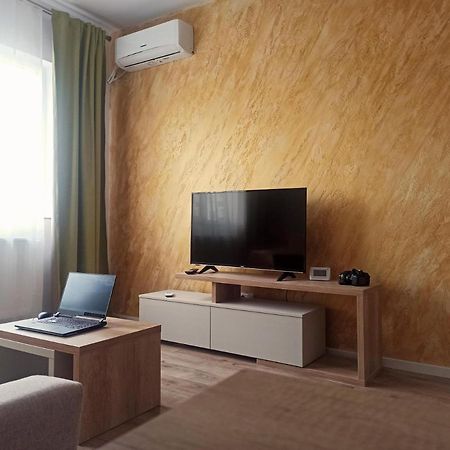 Stylish, Modern 2 Rooms Flat With City View, Near Presidential Palace Бухарест Экстерьер фото