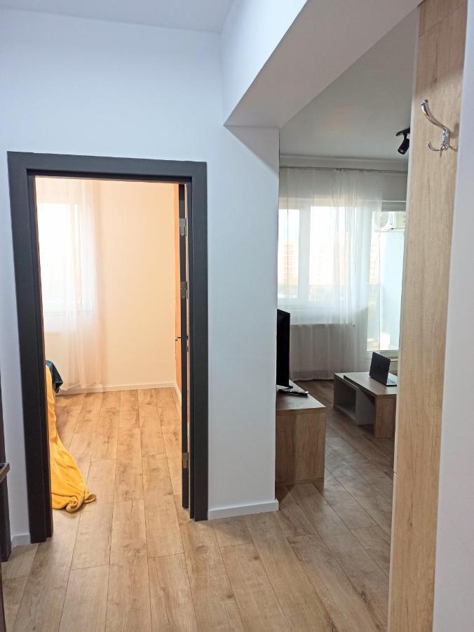 Stylish, Modern 2 Rooms Flat With City View, Near Presidential Palace Бухарест Экстерьер фото