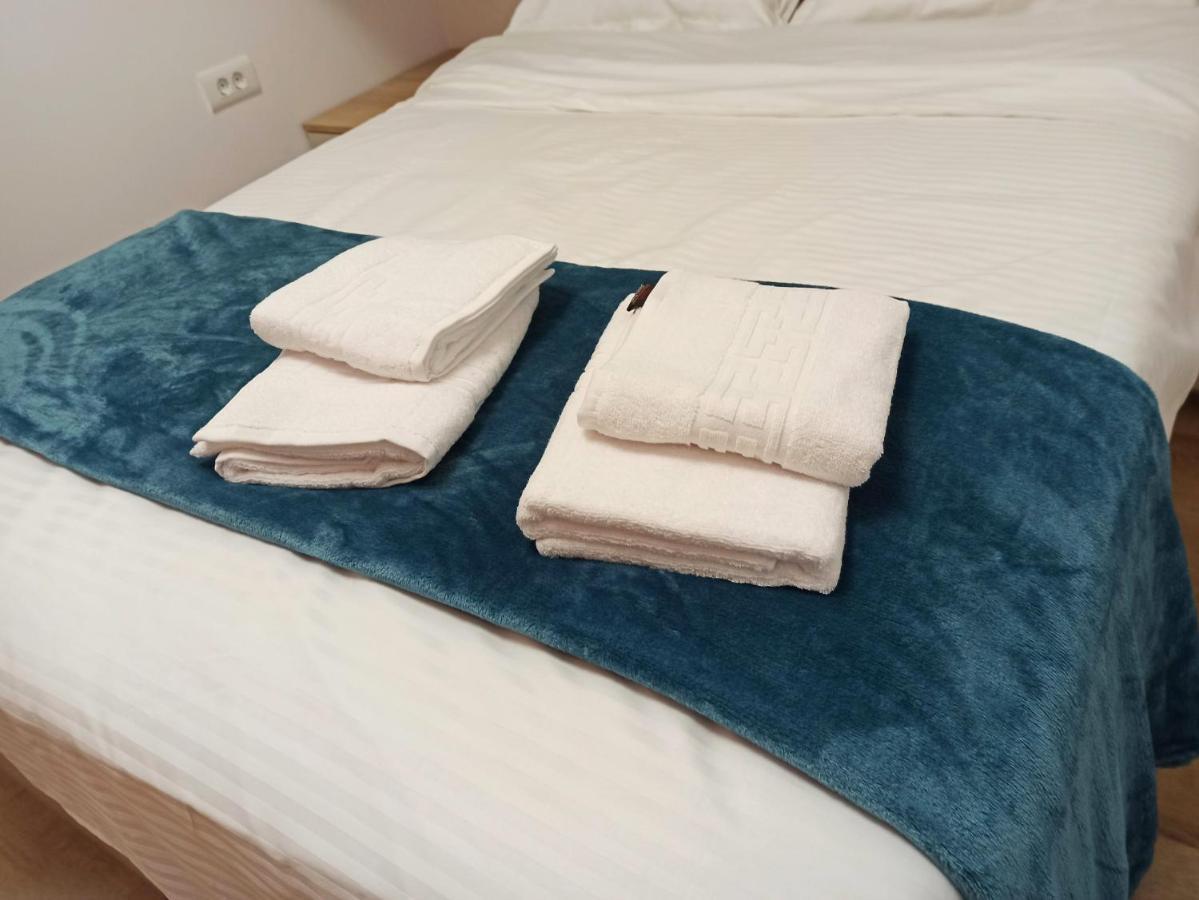 Stylish, Modern 2 Rooms Flat With City View, Near Presidential Palace Бухарест Экстерьер фото